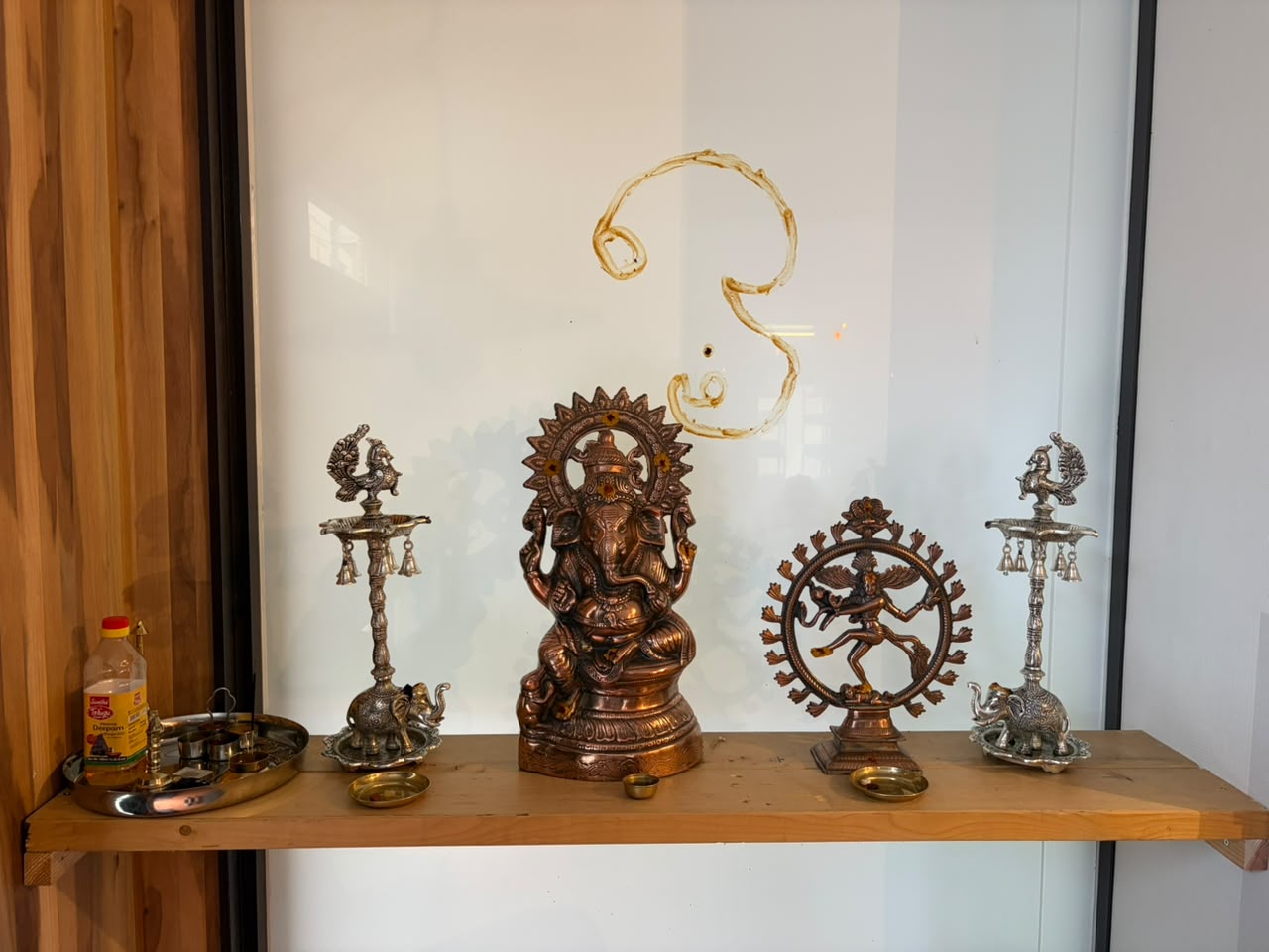 Wall art and table setting detail
